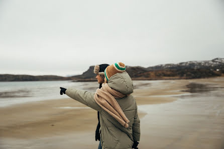 Wedding photographer Zhenya Istinova (mrsnobody). Photo of 12 November 2021