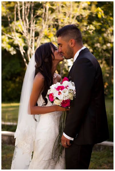 Fotógrafo de casamento Lloyd Labat (lloydlabat). Foto de 1 de abril 2019