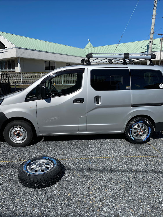 NV200バネットのNV200バネット カスタム・NV200・ホイール交換・DIY