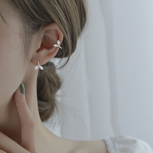 Title 4, Korean "Senshen System" Literary Leaf Ear Hook....