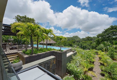 Villa avec piscine et jardin 3