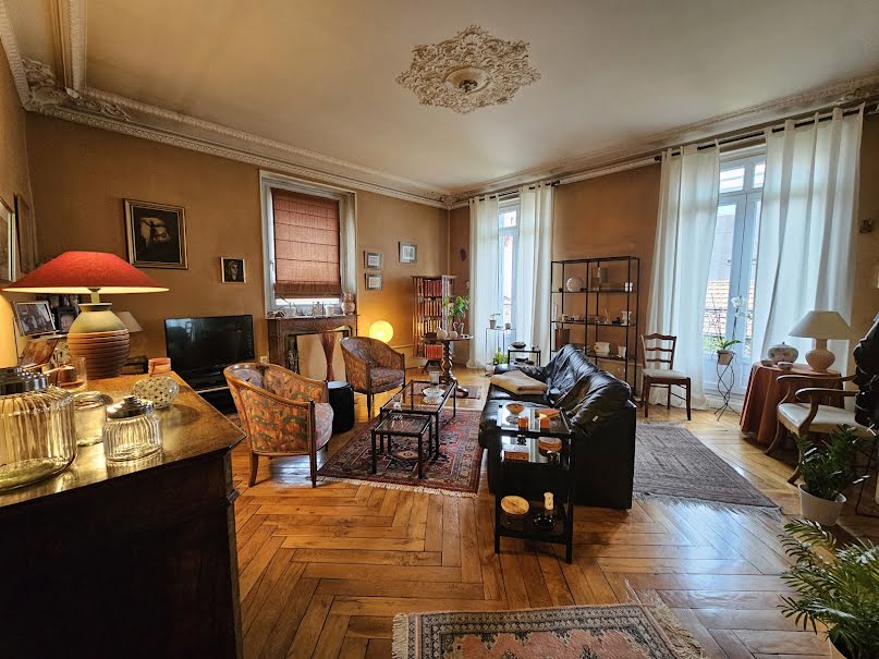 Vente appartement 5 pièces 158.57 m² à Le Puy-en-Velay (43000), 200 000 €