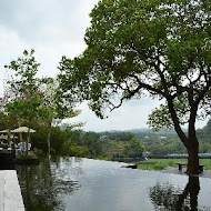 二泉湖畔咖啡館