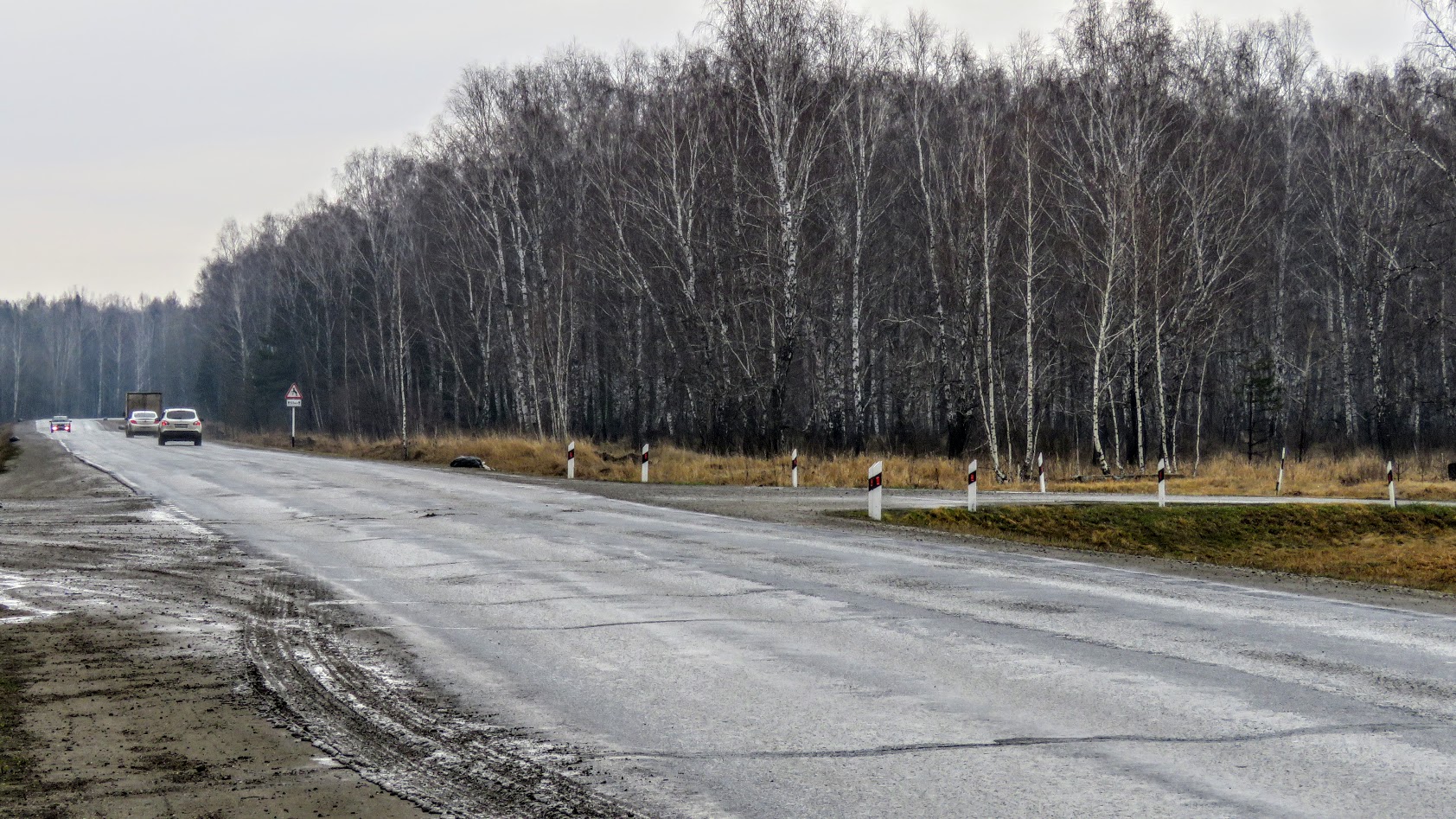 Плотниково алтайский край. Река Плотниково. Дорога от промышленной до Плотниково. Плотниково Панфилово состояние дороги. Родник на трассе в Плотниково Кемеровская область.