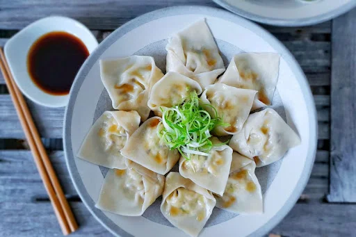 Vegetables Gyoza With Onion Jam