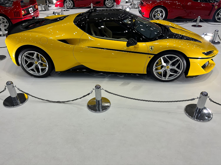 スカイラインのオートモビルカウンシル・幕張メッセ・Ferrari・F40・フェラーリに関するカスタム事例の投稿画像11枚目