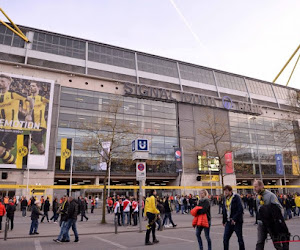 Vidéo: Les supporters de Monaco affichent leur soutien au Borussia Dortmund