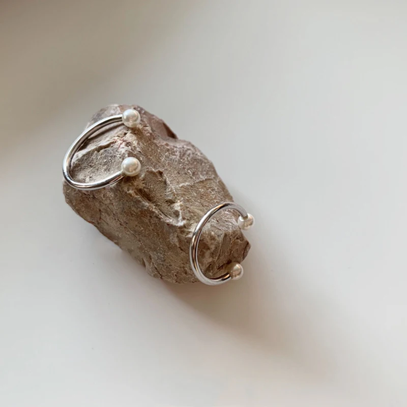 Cold Wind Cool Niche ring voor wijsvinger en ring-vinger voor verkoeling en stijl. Uniek ontwerp, verstelbaar, ideaal voor de zomer en activiteiten.