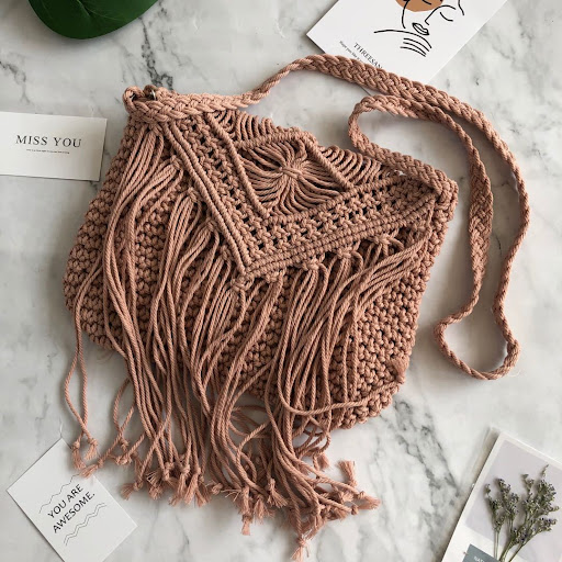 Title 3, Fashion Personality Tassel Shoulder Bag New Sty...