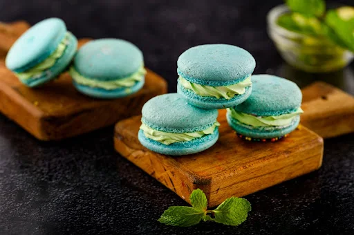 Icy Mint Macaron  (Quantity - 5)