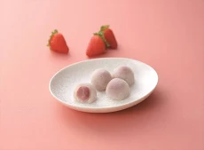 Bánh Mochi Đậu Tây Vị Dâu Ichigo Mochi (Hộp 8 viên)