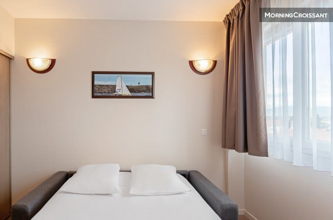 Location meublée appartement 1 pièce 20 m² à Montelimar (26200), 900 €