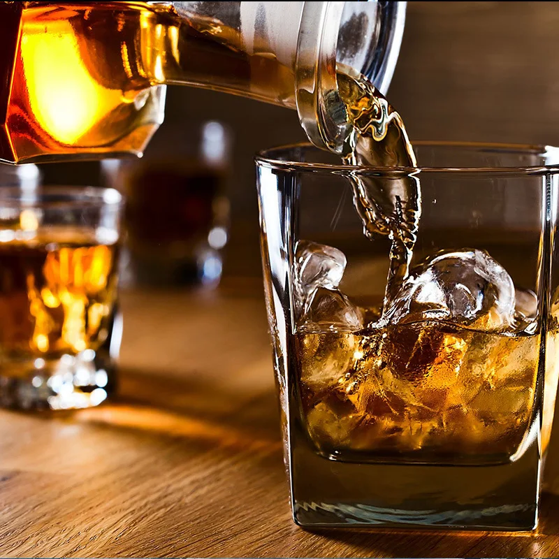 Simulation Big Ice Cube Photography Props, Crushed Fake Ice, Ice Grain for Wine, create realistic and visually appealing