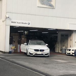 M4 クーペ F82