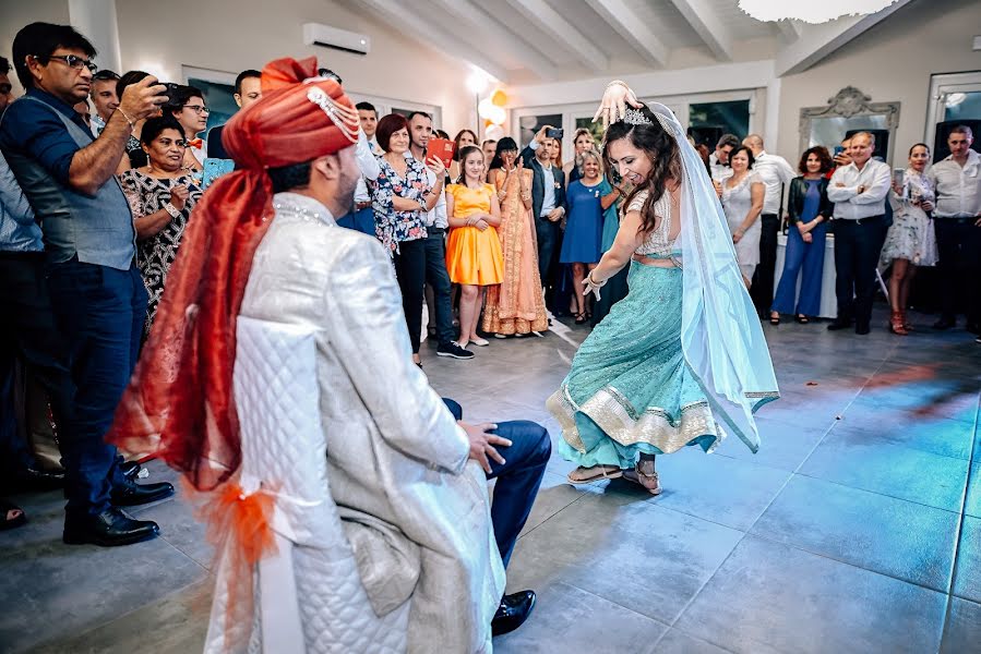 Fotógrafo de casamento Marius Chelaru (mariuschelaru). Foto de 11 de agosto 2020