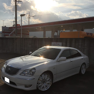 クラウンマジェスタ UZS186