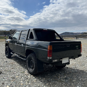 ダットサントラック 4WD