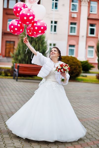 Bryllupsfotograf Svetlana Troc (svetlanatrots). Bilde av 9 februar 2018