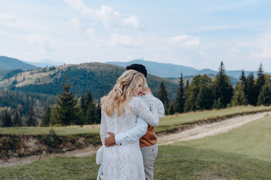 Wedding photographer Lyudmila Skrinskaya (lyudmilaskr). Photo of 17 September 2023