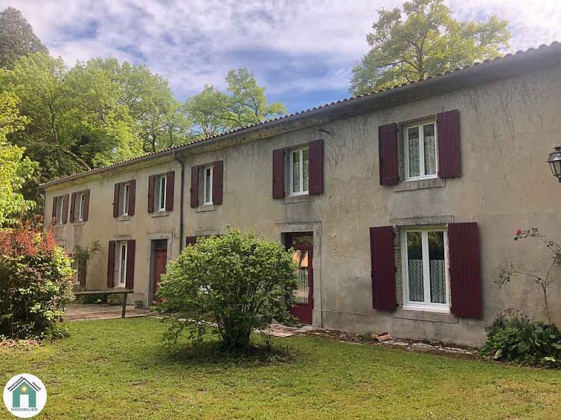 Vente propriété  450 m² à Saissac (11310), 470 000 €