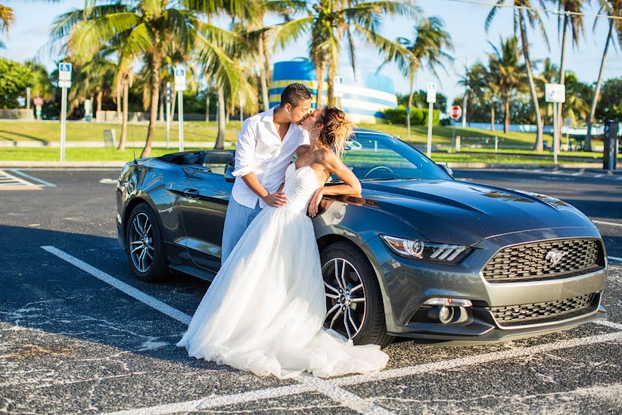 Fotografo di matrimoni Irina Iksanova (iksanova). Foto del 5 gennaio 2018