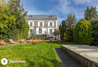 House with pool and terrace 14