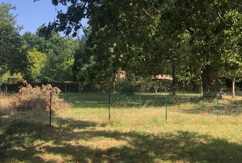  Vente Terrain à bâtir - 1 000m² à Queyrac (33340) 