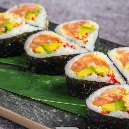Spicy Salmon Heart Kamakazi Roll (8)