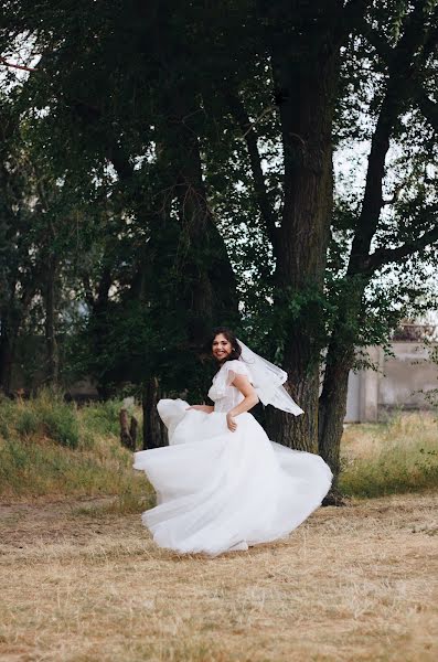 Fotógrafo de casamento Viktoriya Romenskaya (romenskayavika). Foto de 17 de outubro 2019