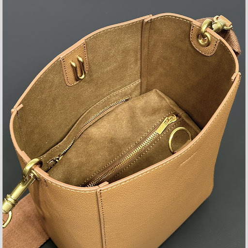 Title 8, Genuine Leather Womens Bag, Large Capacity Sho...