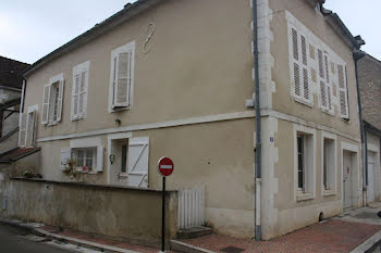 maison à Saint-Bris-le-Vineux (89)