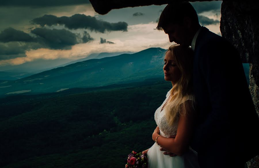 Fotografo di matrimoni Pavel Gomzyakov (pavelgo). Foto del 27 marzo 2017