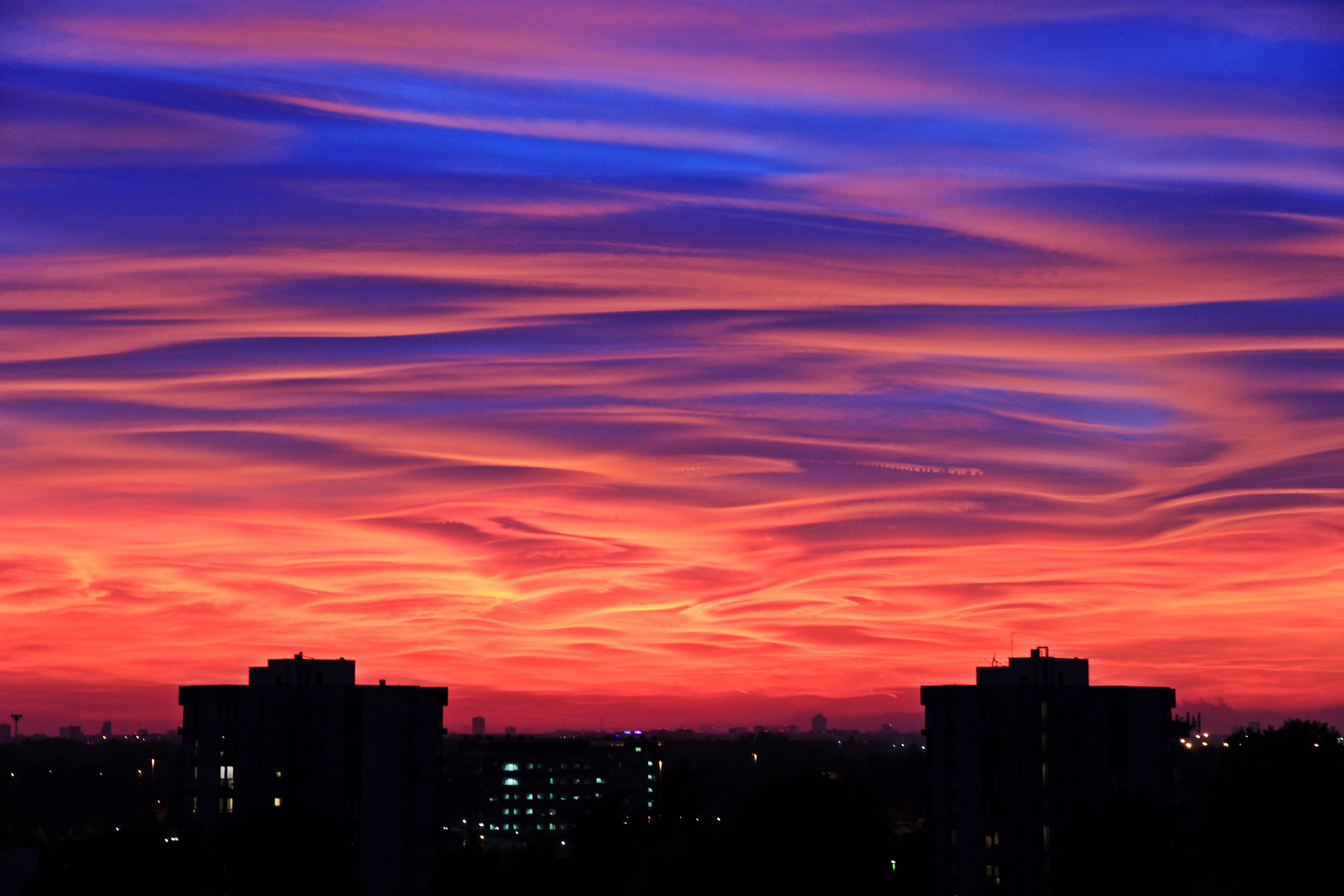 Dune di fuoco sulla città di MaxFelice