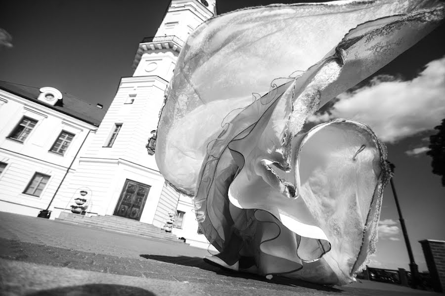 Fotógrafo de casamento Oleg Zaycev (olegzaicev). Foto de 15 de junho 2015