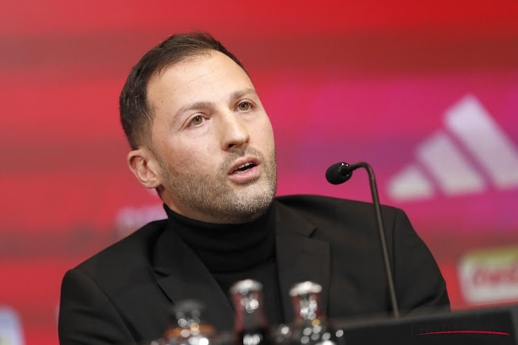 Domenico Tedesco met zijn 2e groepstraining als bondscoach en een opvallende aanwezige