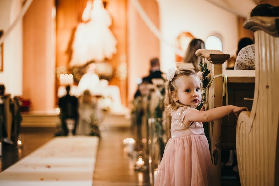 結婚式の写真家Marie Filonenko (brushandfeathers)。2018 12月29日の写真