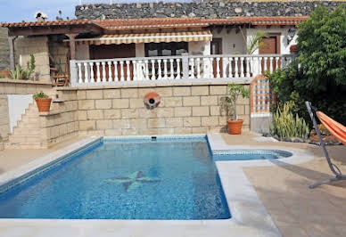 Property with pool 5