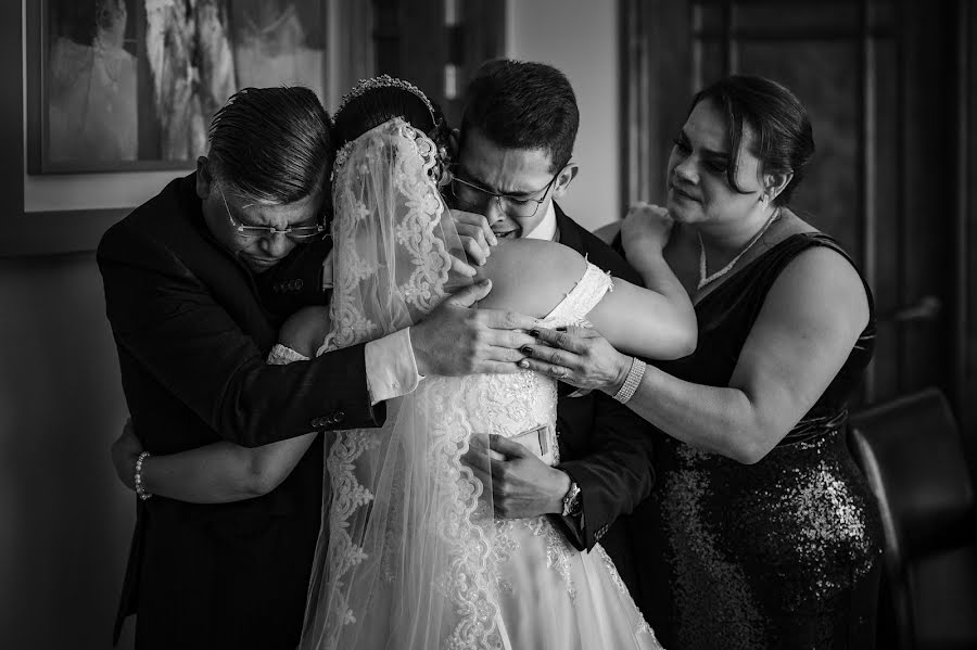 婚礼摄影师Mauricio Ureña（photobymaug）。2022 3月1日的照片
