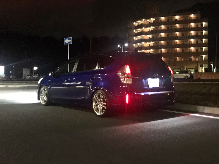 プリウスαの#プリウスα好きと繋がりたい・#車いじり・＃洗車好き・＃純ベタ・＃打倒新車に関するカスタム事例の投稿画像2枚目