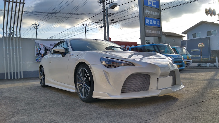 86の栃木・下野市・サイドステップ・板金に関するカスタム事例の投稿画像1枚目