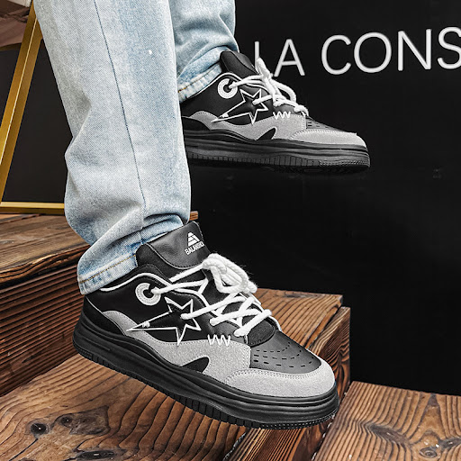 Title 5, Mens Fashionable Breathable Sports Casual Shoe...
