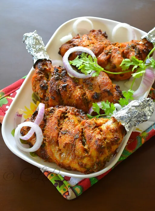 Half Tandoori Chicken + Lachha Pyaz + Chutney + 1 Tandoori Roti