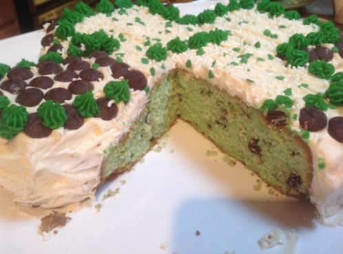 Peppermint Shamrock Supreme Pound Cake