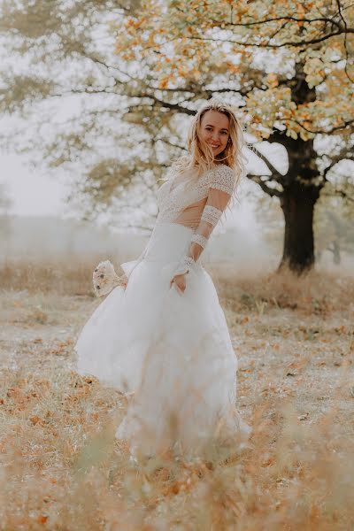 結婚式の写真家Anna Zhovner (nushkeen)。2023 2月25日の写真