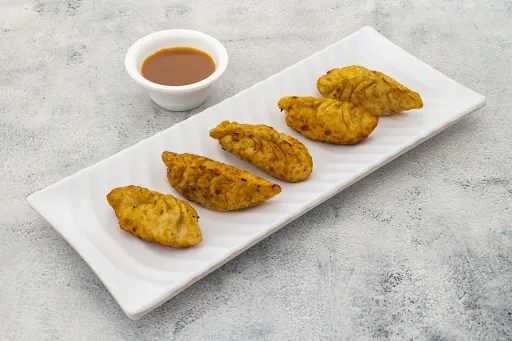 Paneer Fried Momos [10 Pieces]