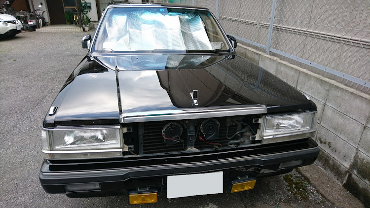 セドリックのセドリック・セダン・フロントグリル交換・DIY・y30に関するカスタム事例の投稿画像3枚目