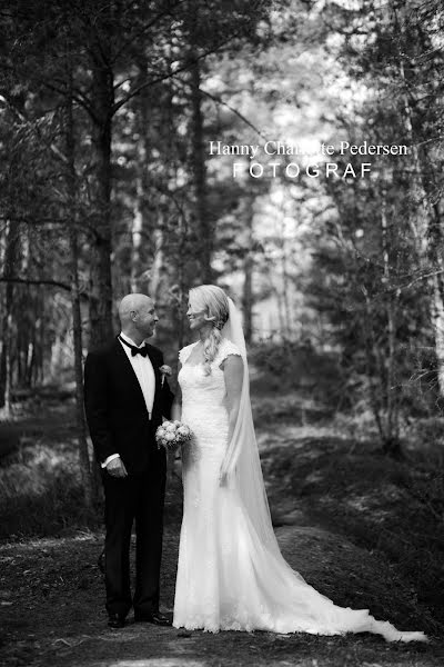 Bryllupsfotograf Hanny Charlotte Pedersen (hannysfoto). Bilde av 25 mai 2023