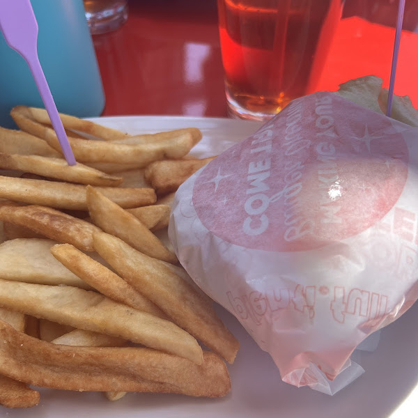 Impossible burger lettuce wrap and fries came flagged. Separate fryer. Really good!