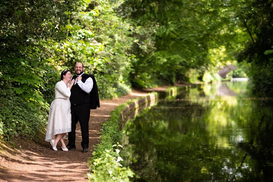 Fotógrafo de casamento Tamas Kalosi (momental). Foto de 13 de julho 2019