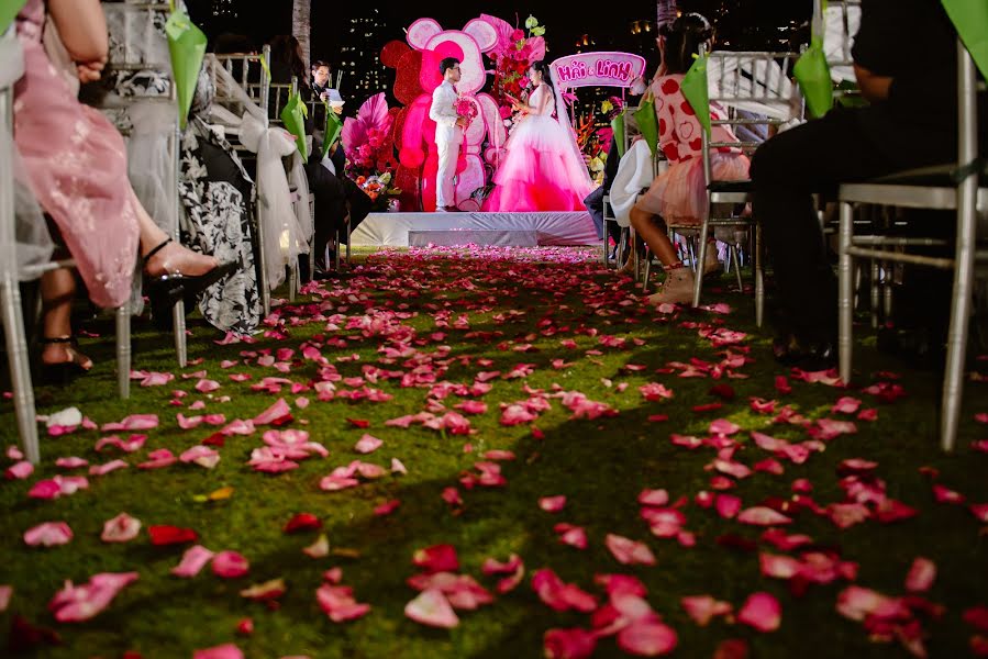 Fotógrafo de casamento Tinh Vo (sinxphotographer). Foto de 15 de outubro 2023